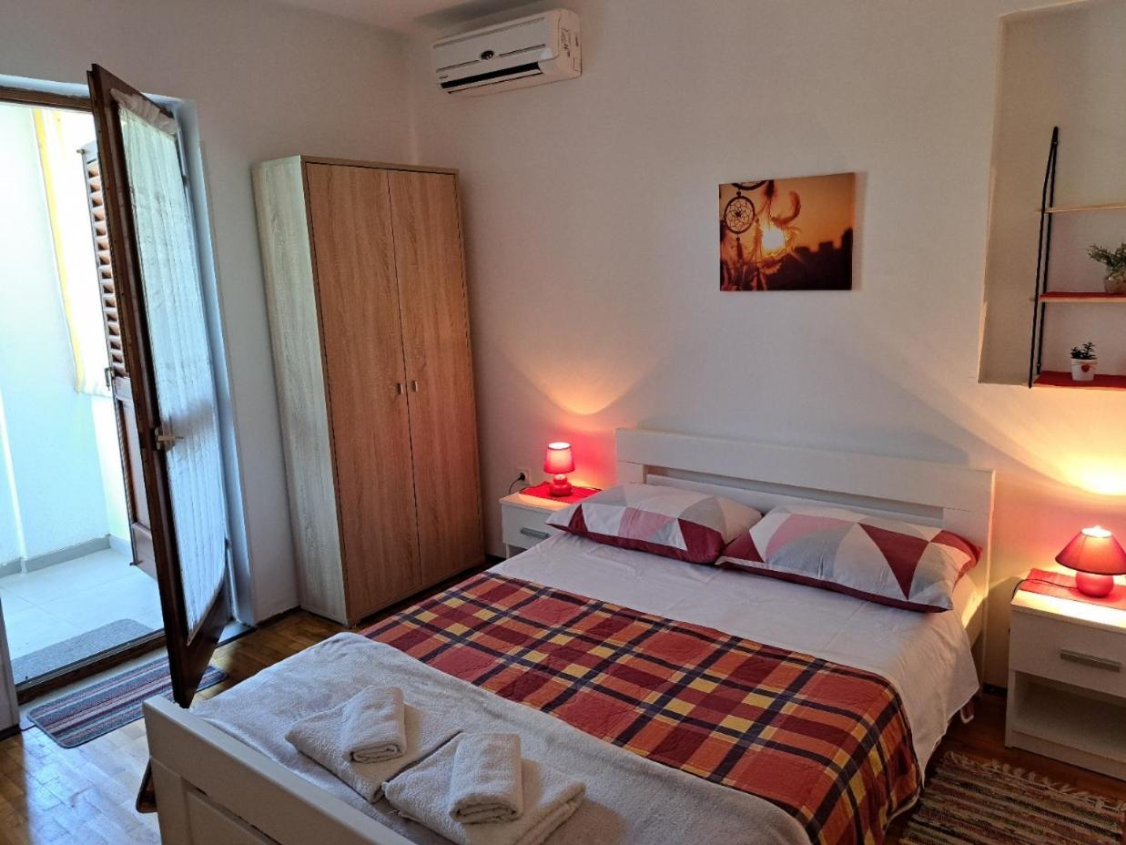 Accomodation Mirjana Rooms Porec Exterior photo
